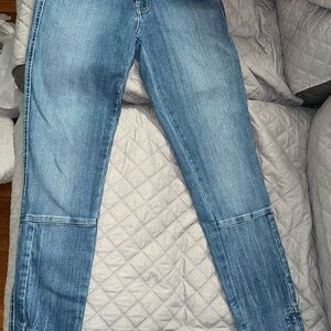 Guess Women's Light Blue Straight Leg Jeans size 27
